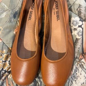 Josef Seibel Women's Brown Leather Flats
